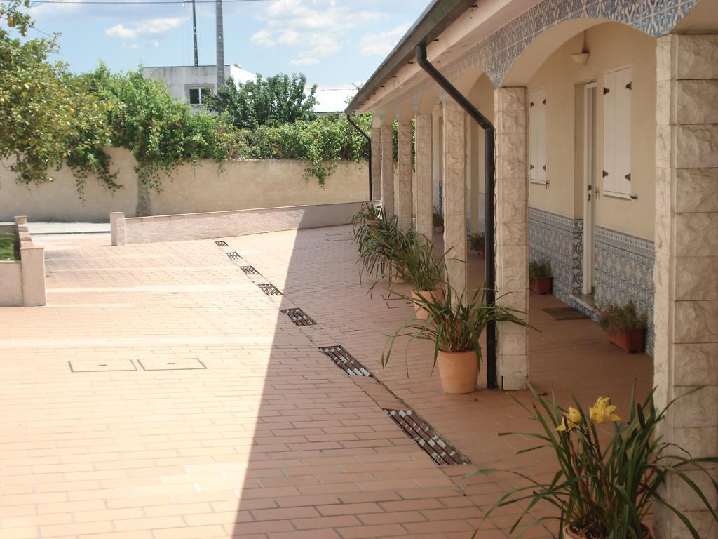 Castro Hotell Águeda Exteriör bild
